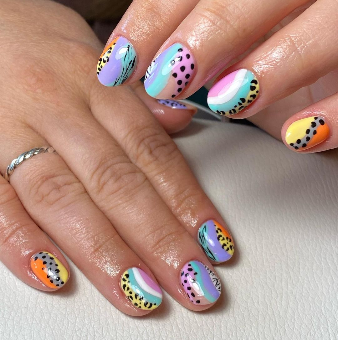 Mixed Pattern Short Oval Nails — Festival Nails