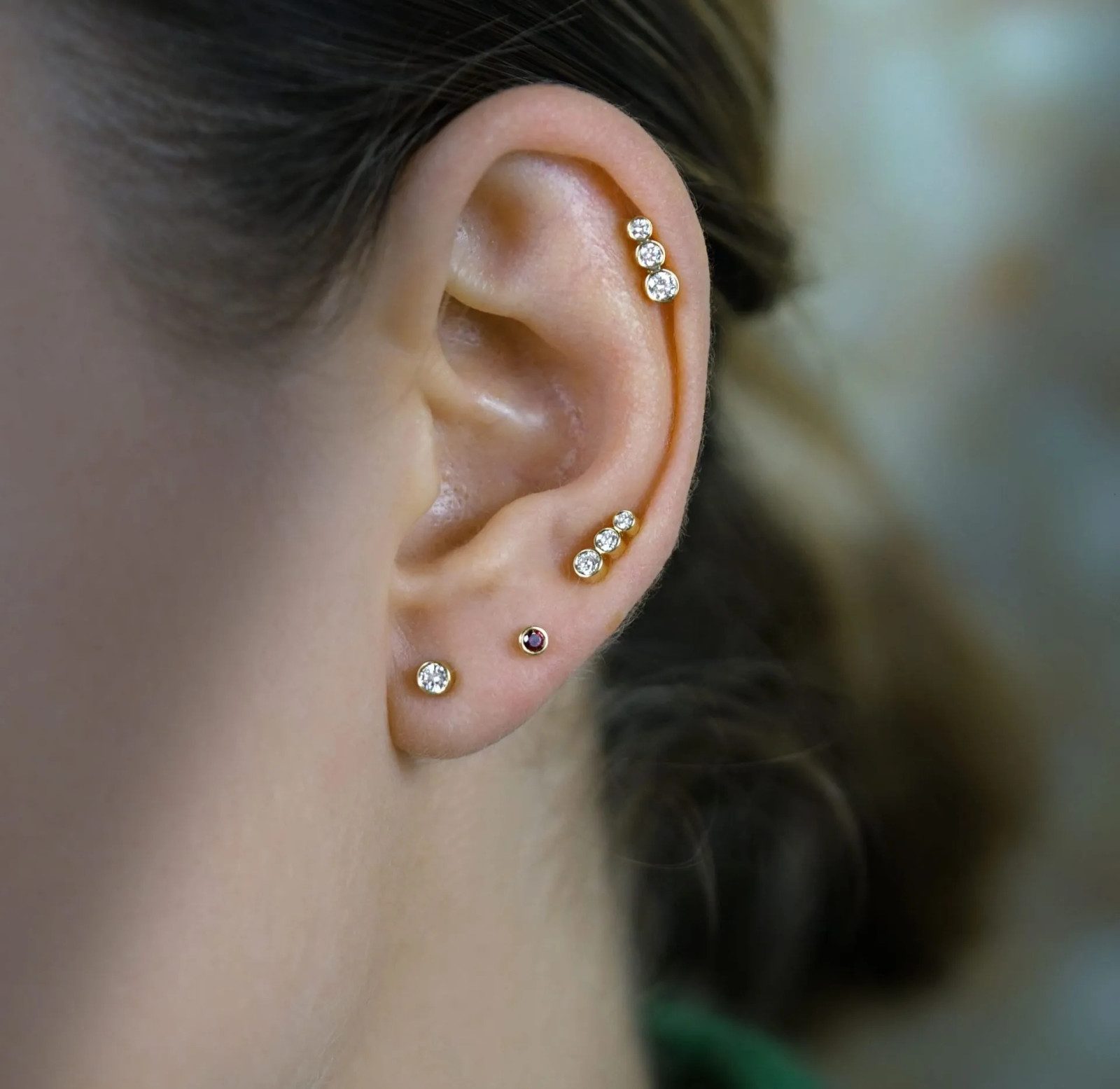 Minimalist Graduated Helix Studs Minimalist Graduated Helix Studs — Ear Stack Ideas