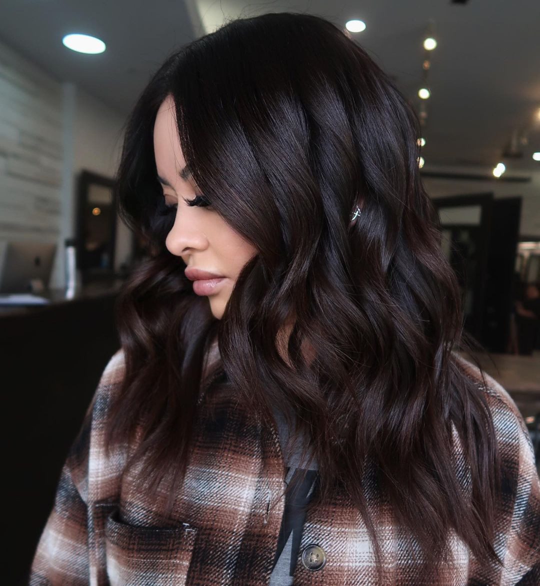 Collarbone Length Dark Brown With Highlights — Dark Brown Hair