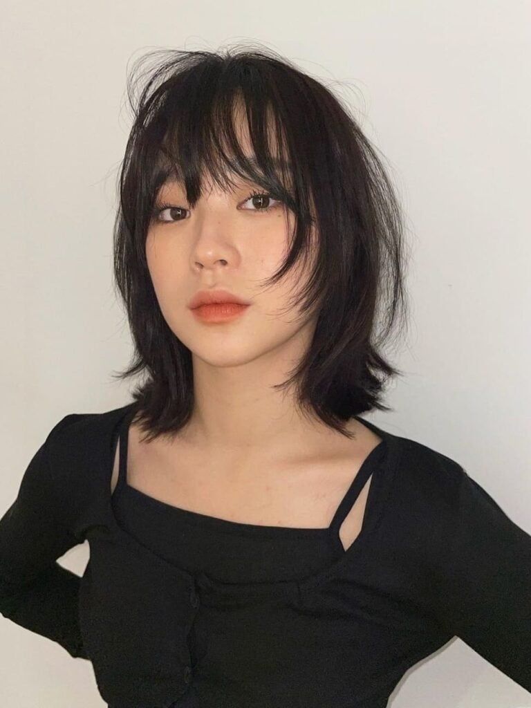 Black Collarbone Shag With Wispy Layers Black Collarbone Shag With Wispy Layers — Hush Cut
