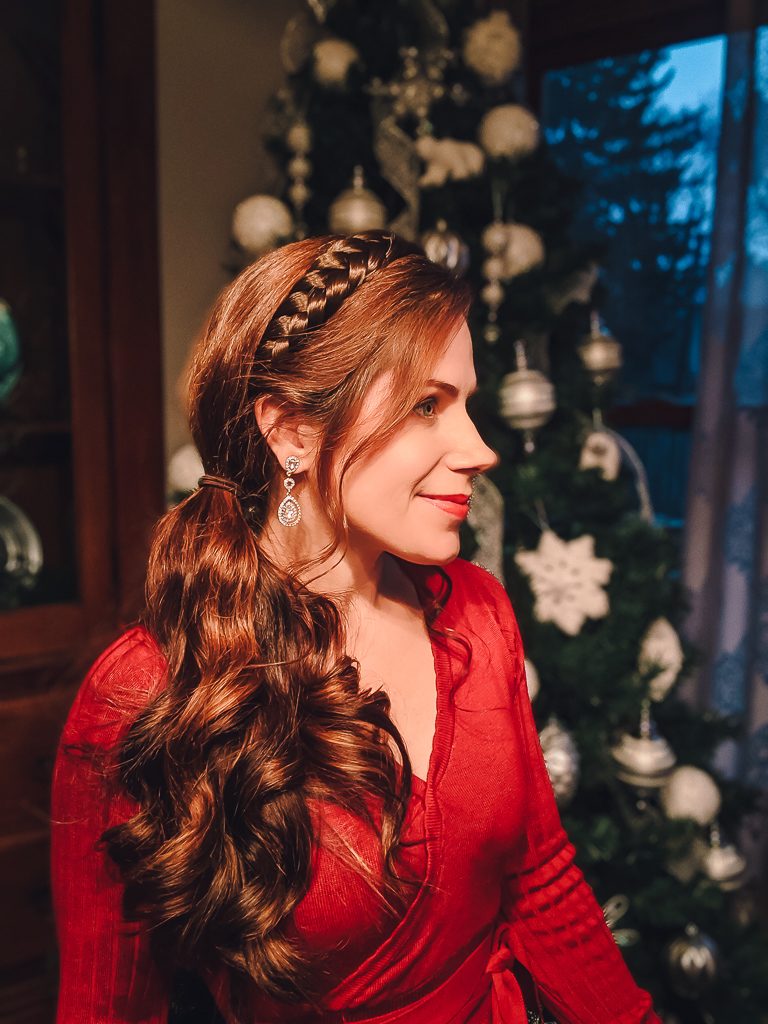 Layers Visual Idea — Headband Hairstyles