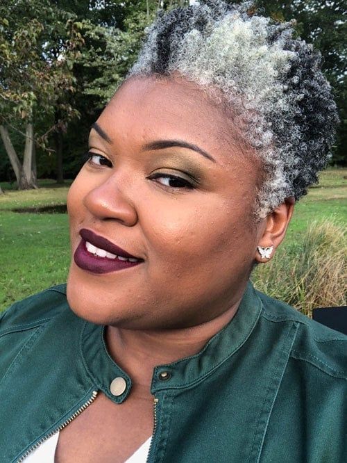 Ear Visual Idea Ear Visual Idea — Gray Natural Hair