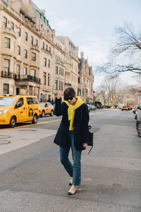 Yellow Hoodie and Navy Blazer with Black Ballet Flats and Jeans — Ballet Flats with Jeans Outfits