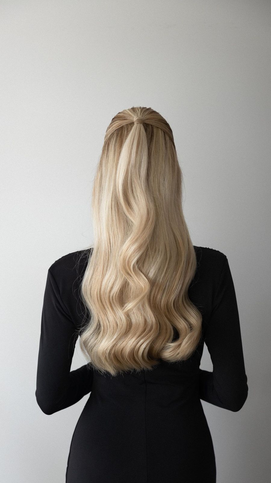 Mid-Back Wavy Blonde Twisted Half Up Mid-Back Wavy Blonde Twisted Half Up — Half Up Half Down Straight Hair