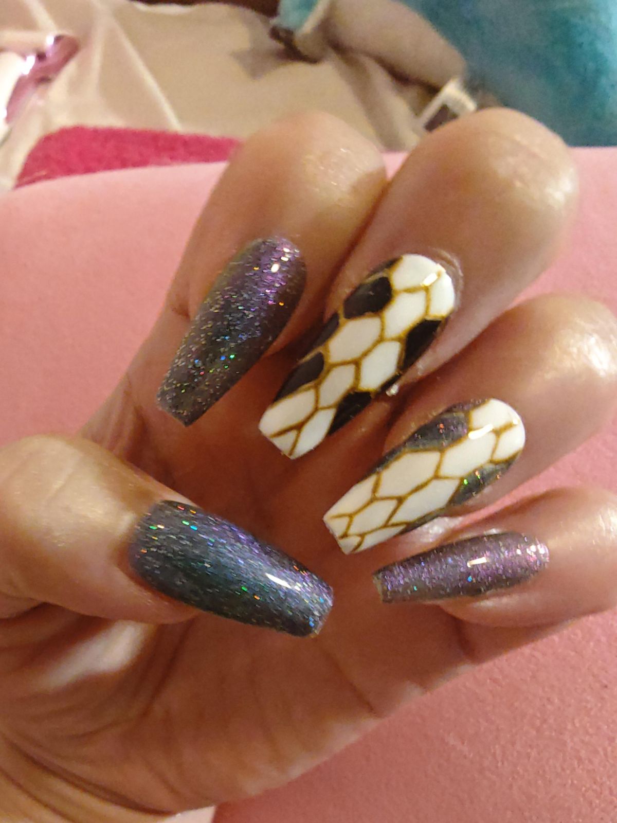 Long Coffin Black and White Snake Glitter Long Coffin Black and White Snake Glitter — Snake Print Nails