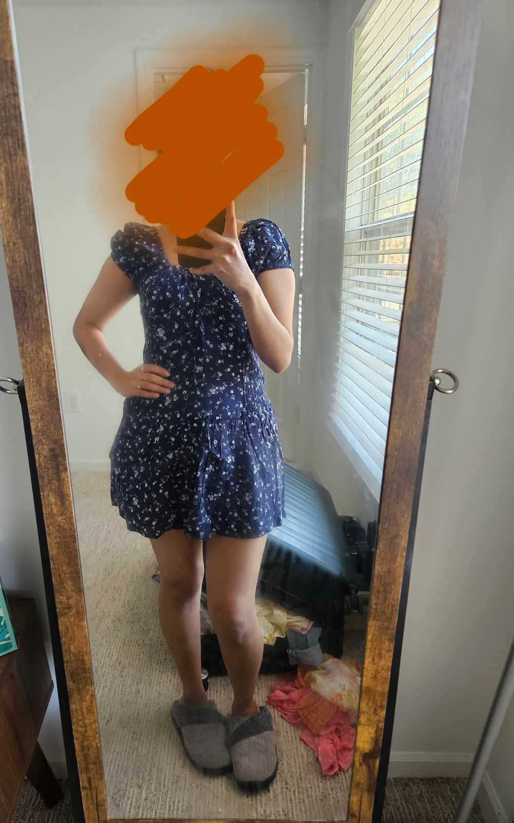 Floral Print Mini Dress with Fitted Bodice — Outfits for Short Torso
