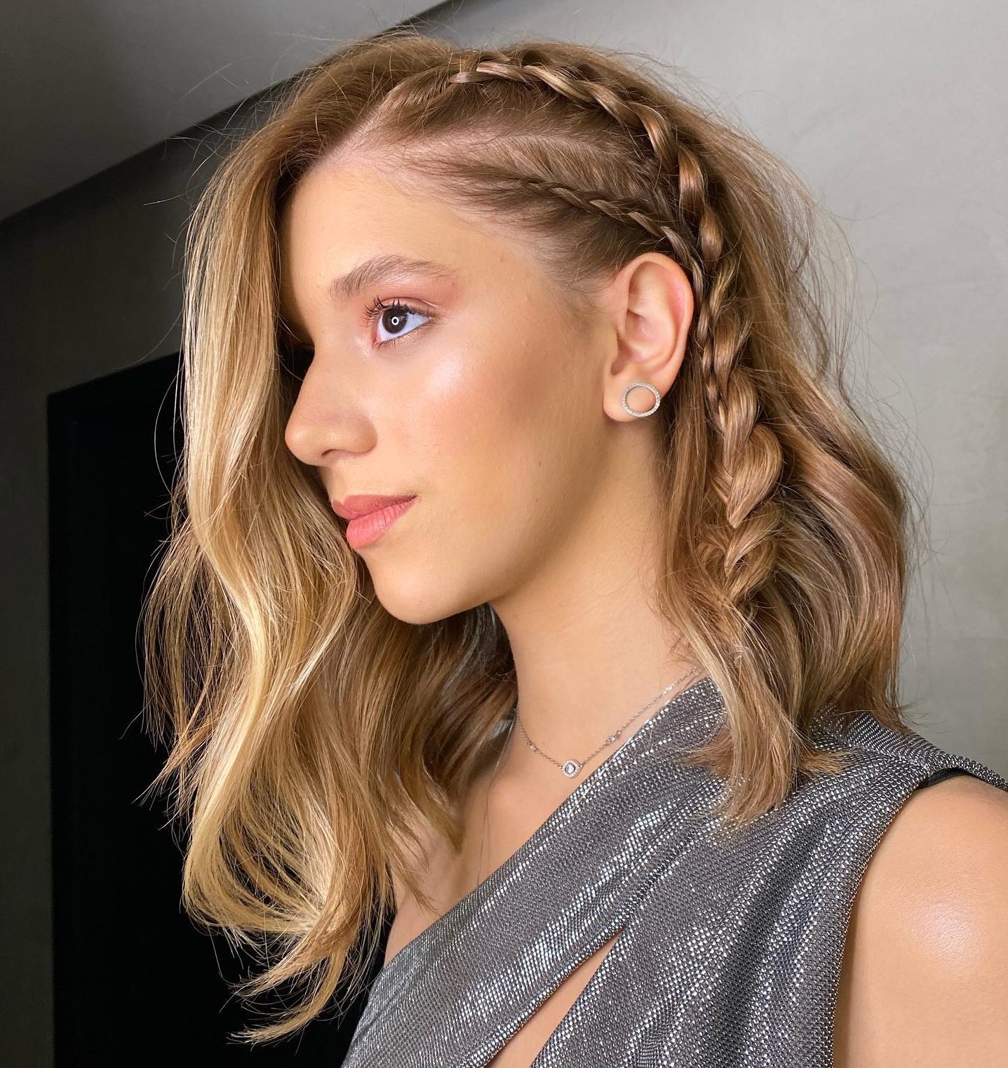 Polished Collarbone Blonde Braid — Side Braid