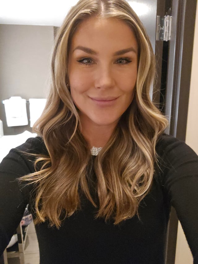 Collarbone Loose Curls Blowout — Heatless Curls