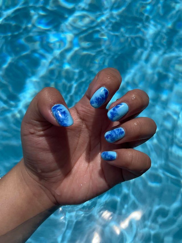 Abstract Blue And White Marbling Effect Visual Idea — Girls Trip Nails