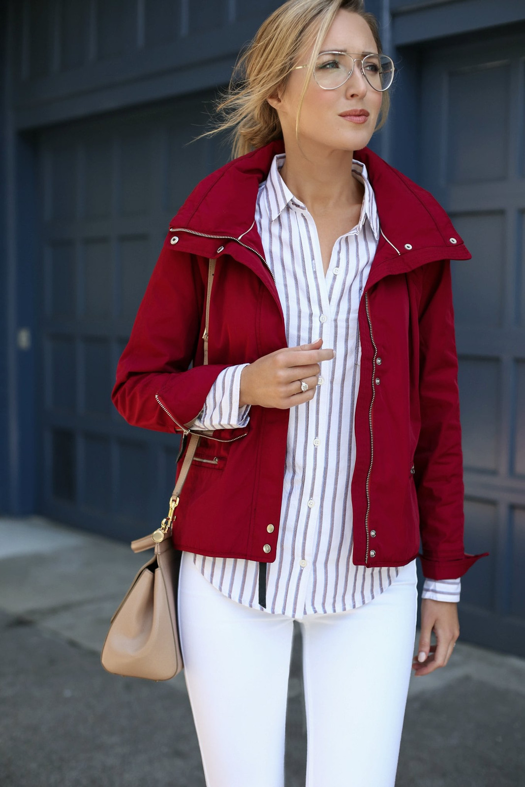 Smart Casual Red: Abercrombie White Pants and Jacket — Abercrombie Outfits