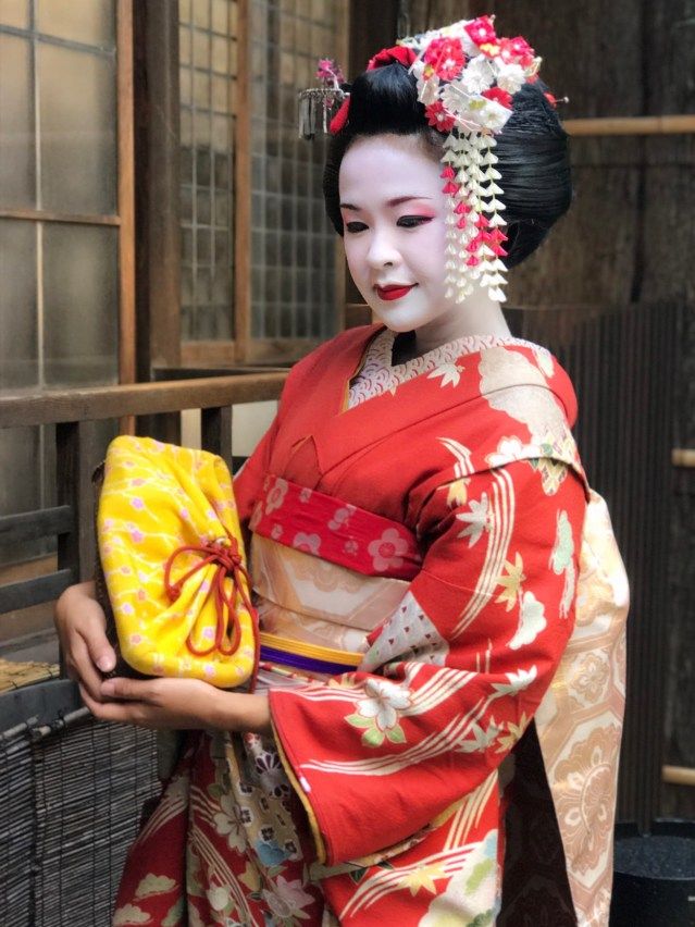 Vibrant Red Floral Kimono and Ornate Hair Ornaments — Kyoto Outfits