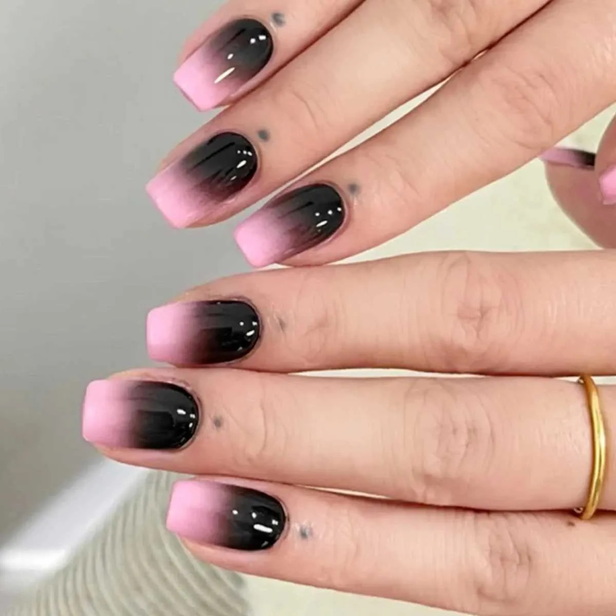Pink To Black Gradient On All Nails Visual Idea Pink To Black Gradient On All Nails Visual Idea — Nails for Short Nail Beds