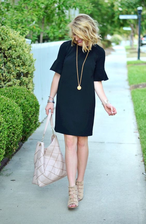 Casual Daytime Chic: Knit Shift Dress with Beige Accessories — Little Black Dress Outfits