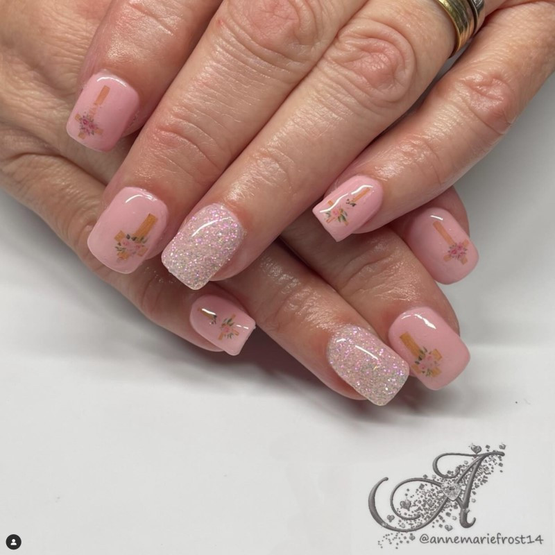 Pale Pink Gold Cross and Glitter Nails Pale Pink Gold Cross and Glitter Nails — Church Nails
