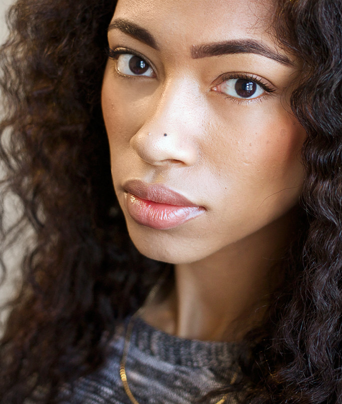 Collarbone Fluffy Waves — Braid Out