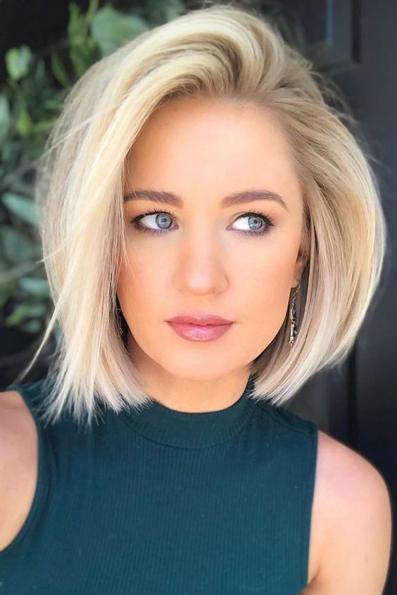 Collarbone-Length Visual Idea — Short Blonde Hair