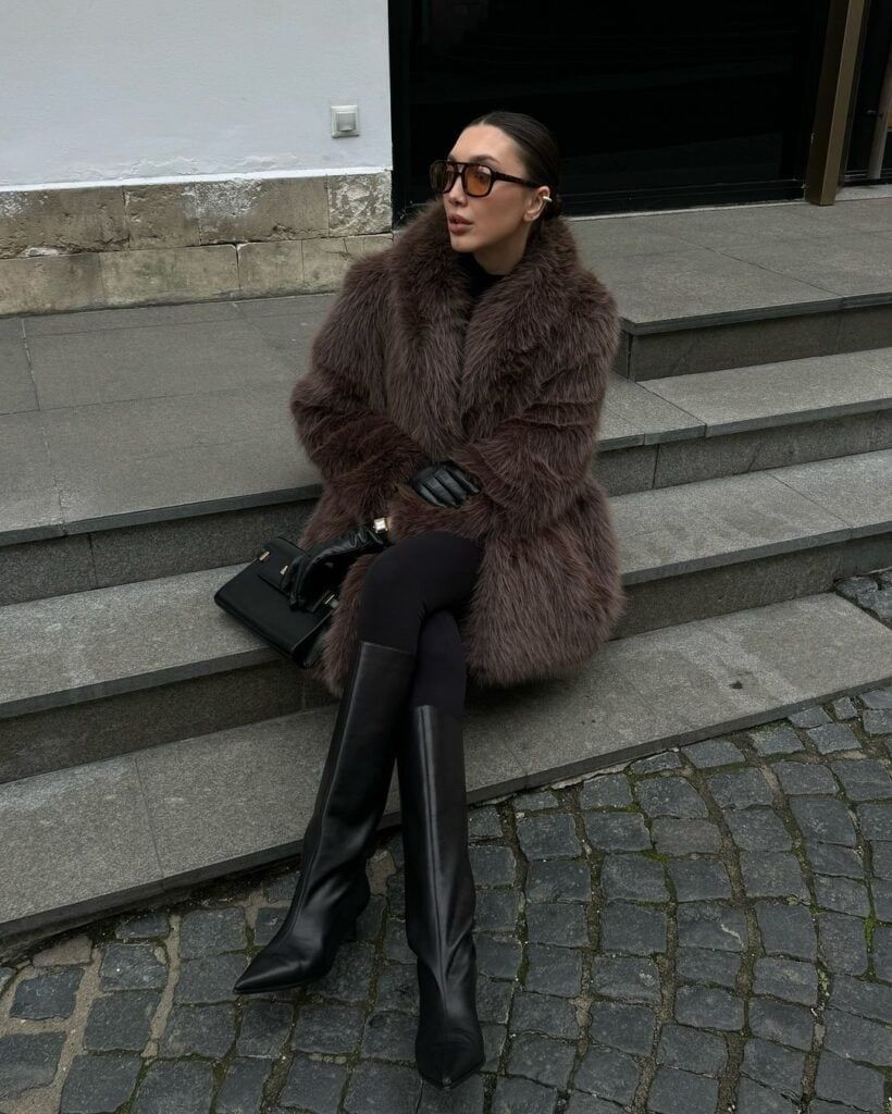 15 Winter In Prague Outfits Ideas For Women To Wear