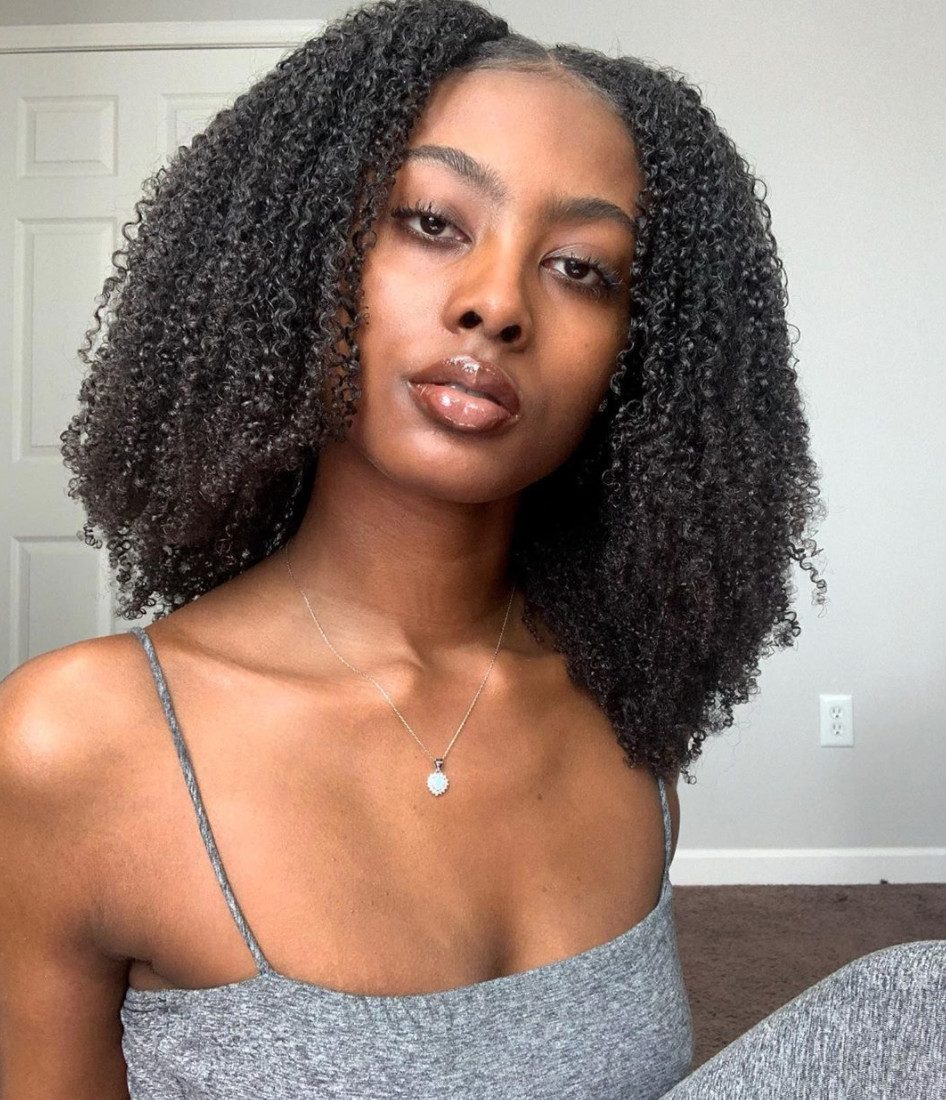 Defined Medium Curls On Shoulder Length Hair Defined Medium Curls On Shoulder Length Hair — Wash and Go Hairstyles