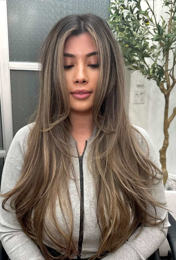 Ash Bronde Face-Framing Layers — Volumizing Haircuts for Thin Hair