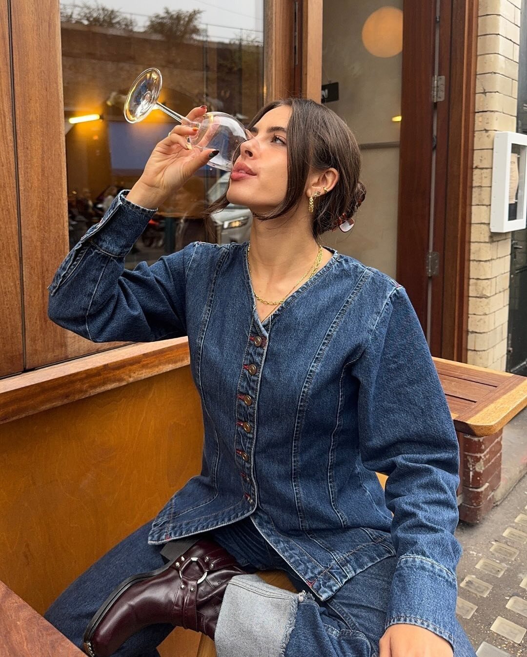 7 Chic Outfits to Wear to the Pub This Festive Season | Who What Wear
