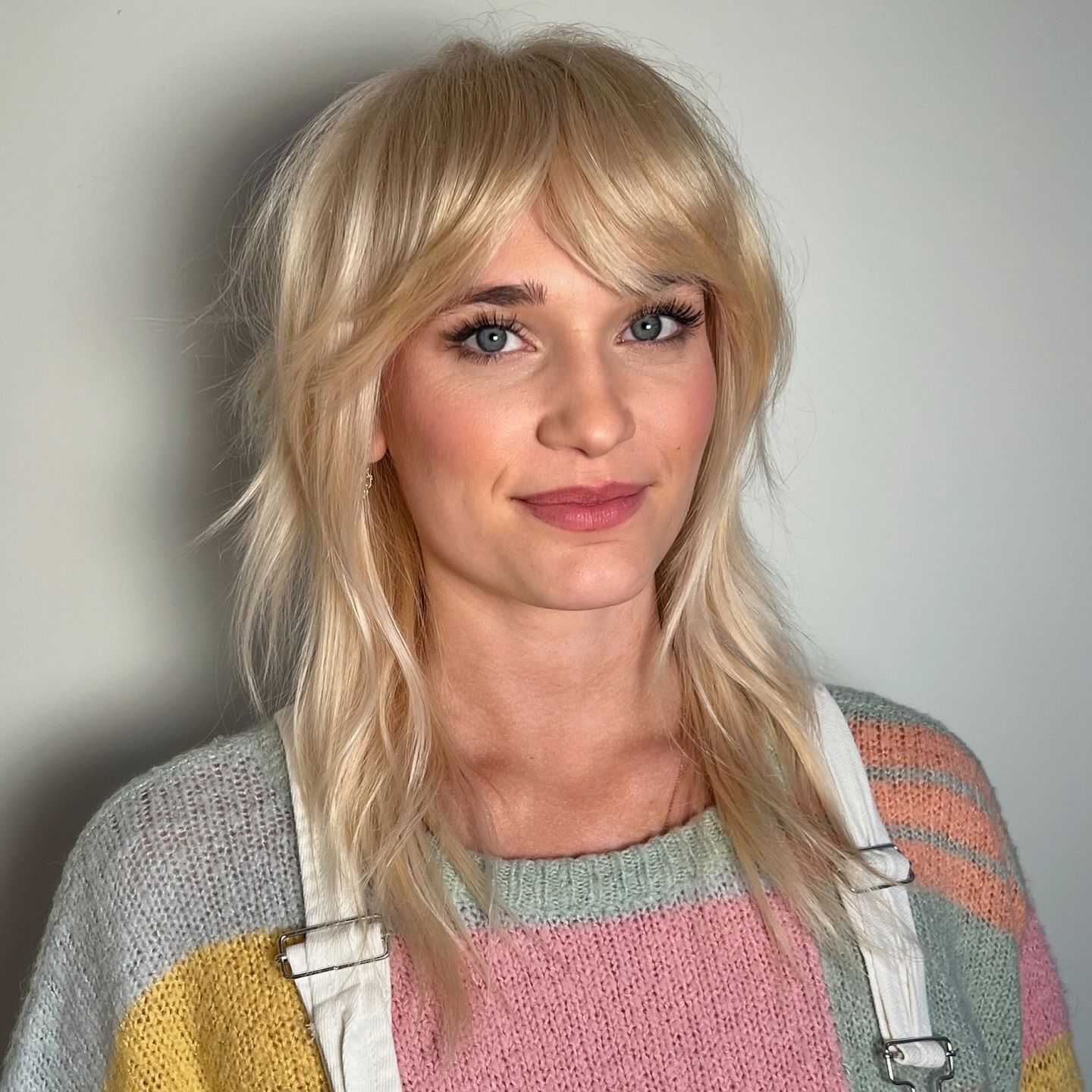 Ash Blonde Wolf Cut Collarbone Length — Wolf Cut for Straight Hair