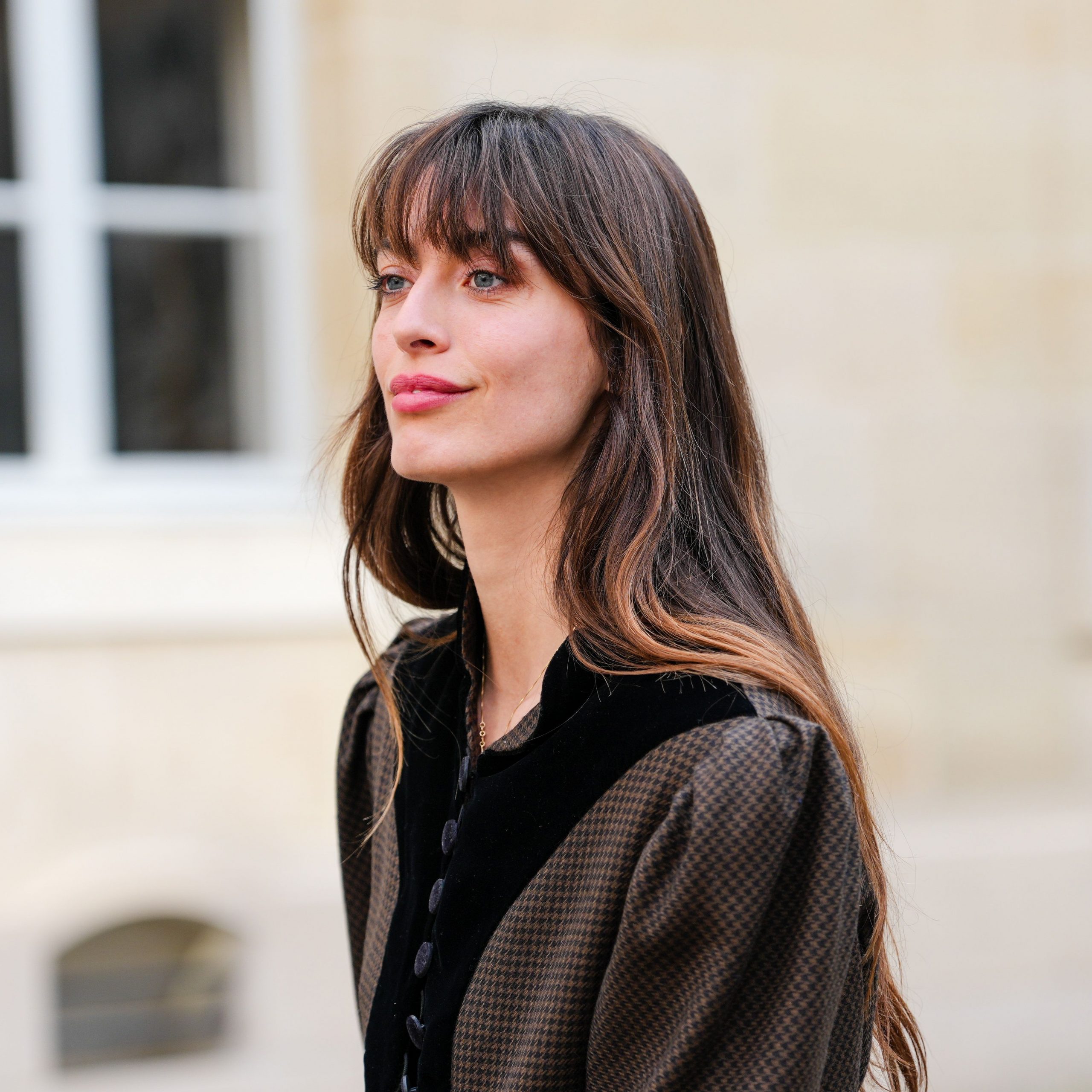 Long Layers With Wispy Bangs Long Layers With Wispy Bangs — Hairstyles with Bangs