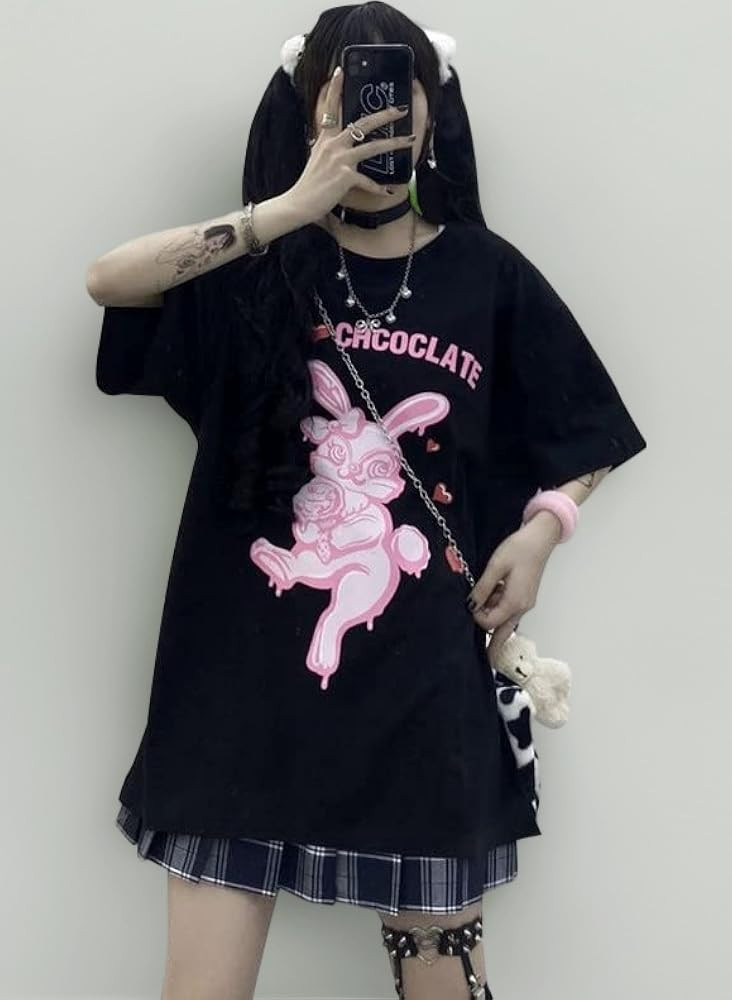 Oversized Graphic Tee Paired with Plaid Skirt for Edgy Streetwear Oversized Graphic Tee Paired with Plaid Skirt for Edgy Streetwear — Fairy Grunge Outfits