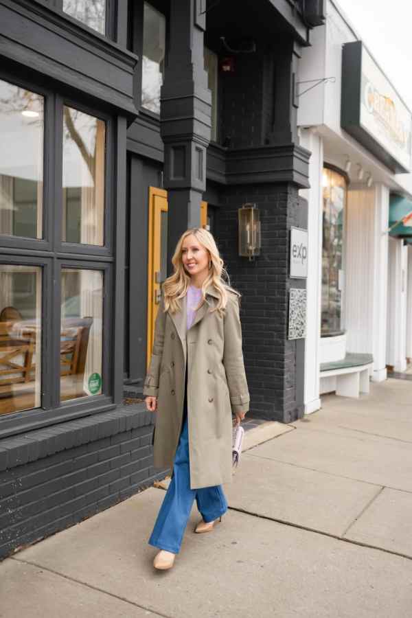 Khaki Trench Coat with Purple Sweater and Light Jeans — Trench Coat Outfits