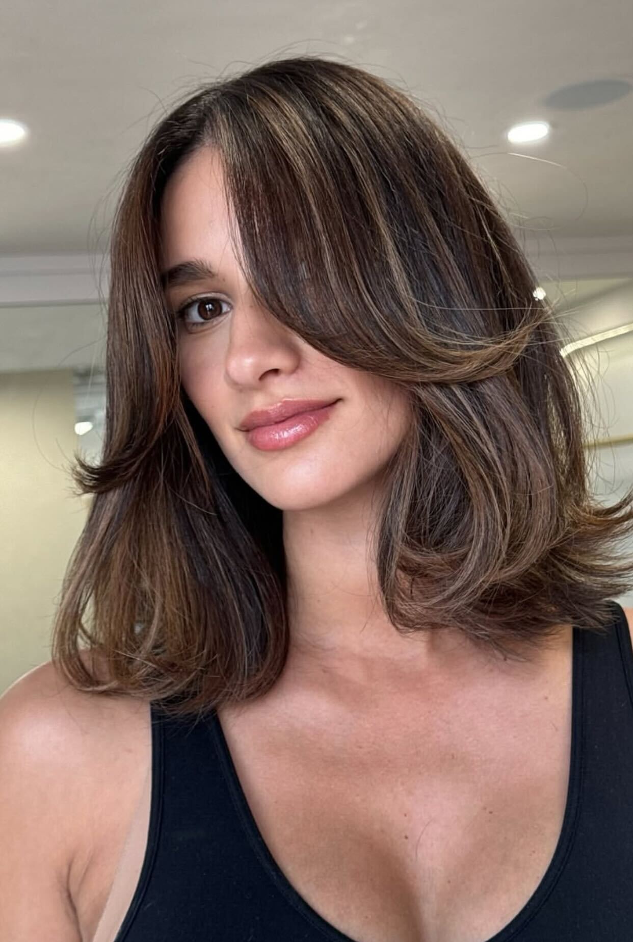 Dark Chocolate Lob With Auburn Lowlights Dark Chocolate Lob With Auburn Lowlights — Medium Length Layered Hair