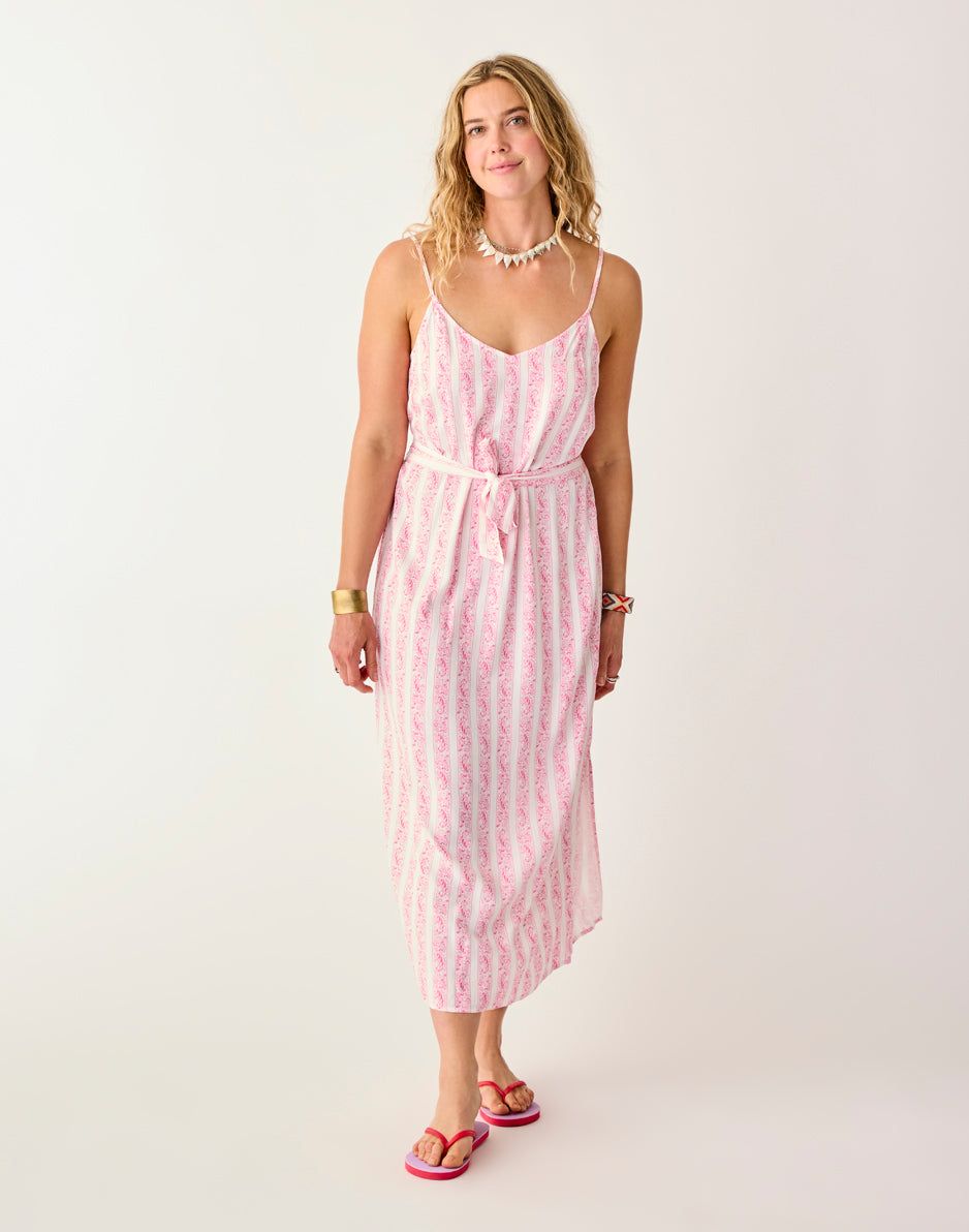 Pink and White Striped Maxi Dress: Casual Wearability Pink and White Striped Maxi Dress: Casual Wearability — Dresses for Tall Women