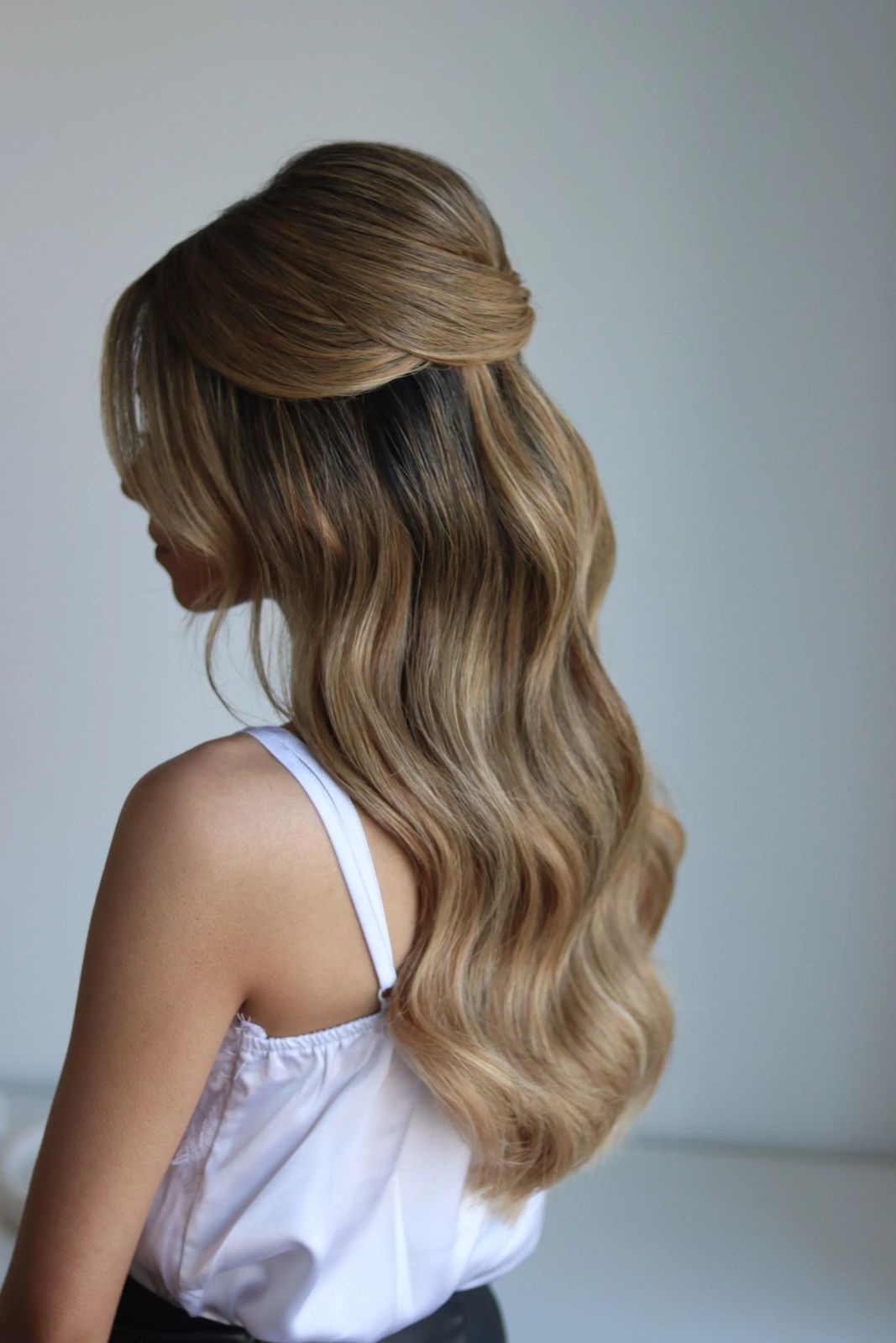 Voluminous Swept Back Wedding Curls Voluminous Swept Back Wedding Curls — Half Up Half Down Wedding Hair