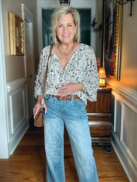Effortless Style: Straight Leg Jeans with Floral Blouse — Light Wash Jeans Outfits