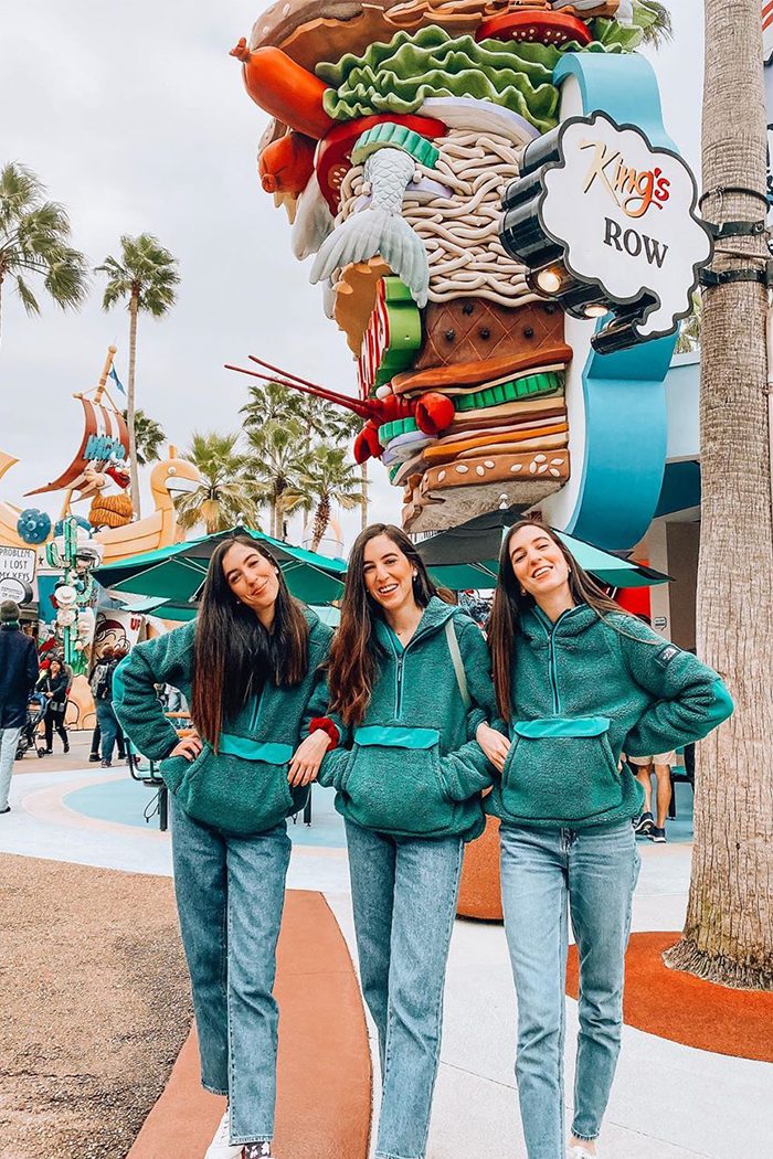 Coordinated Fleece Pullovers for a Group Outing Coordinated Fleece Pullovers for a Group Outing — Universal Studios Outfits