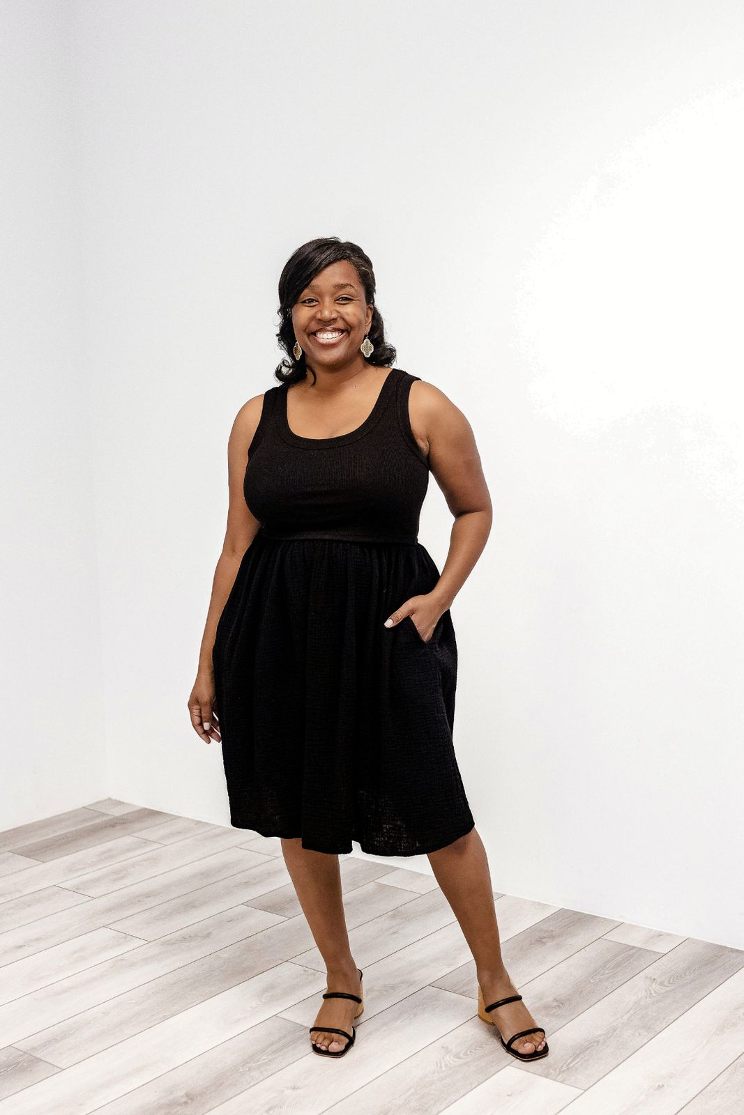 Sleeveless Black Cotton Dress with Pockets — Nursing Friendly Dresses