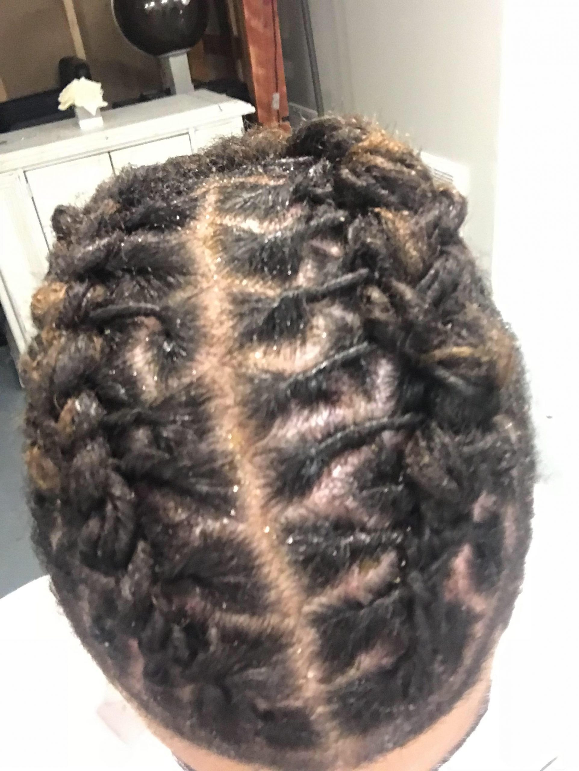 Neatly Sectioned Geometric Barrel Twists