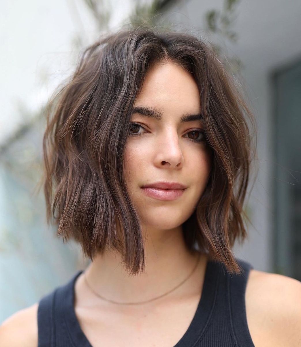 Effortless Wavy Bob — Middle Part Hairstyles
