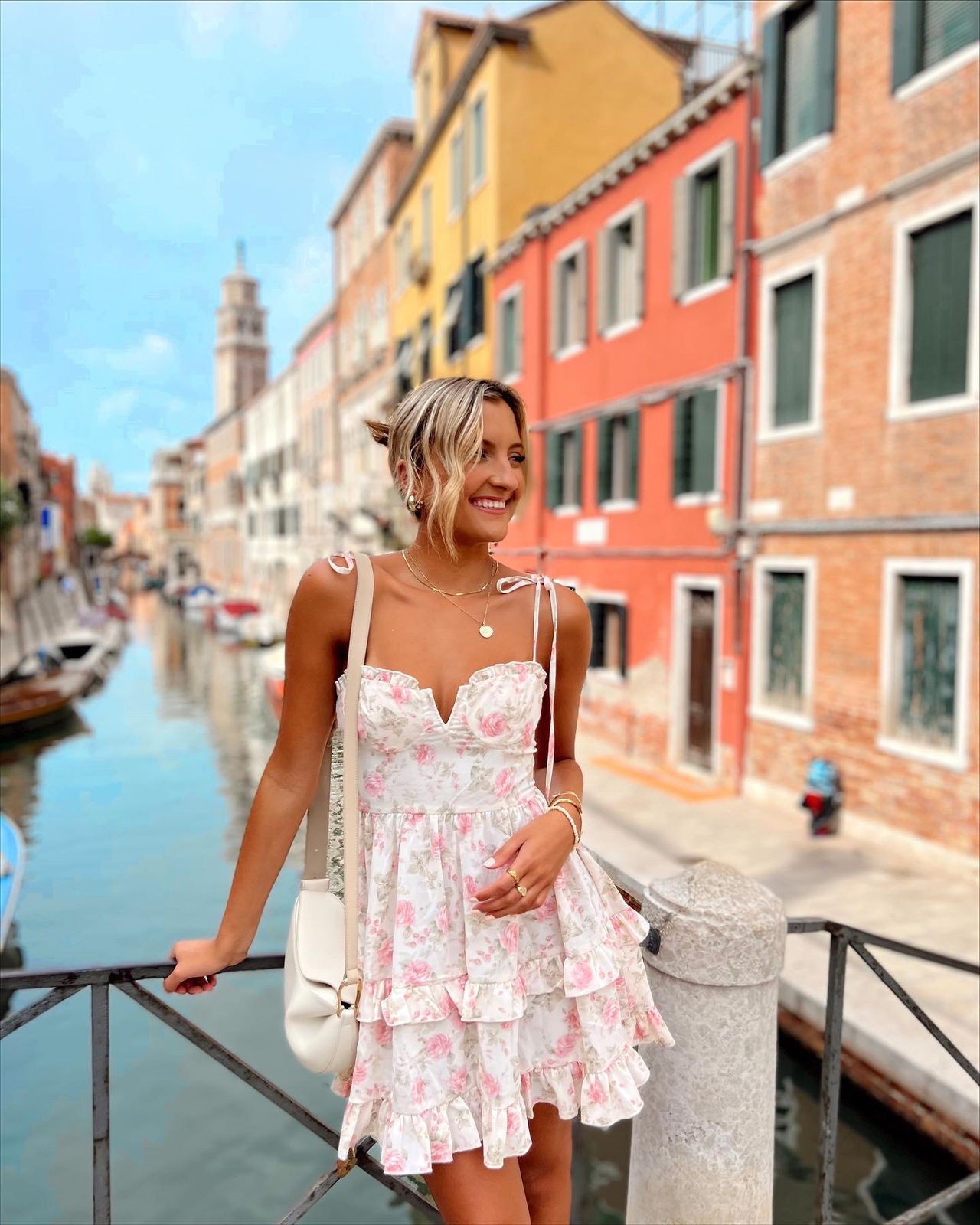 Ruffled Floral Mini Dress for Daytime — Venice Outfits