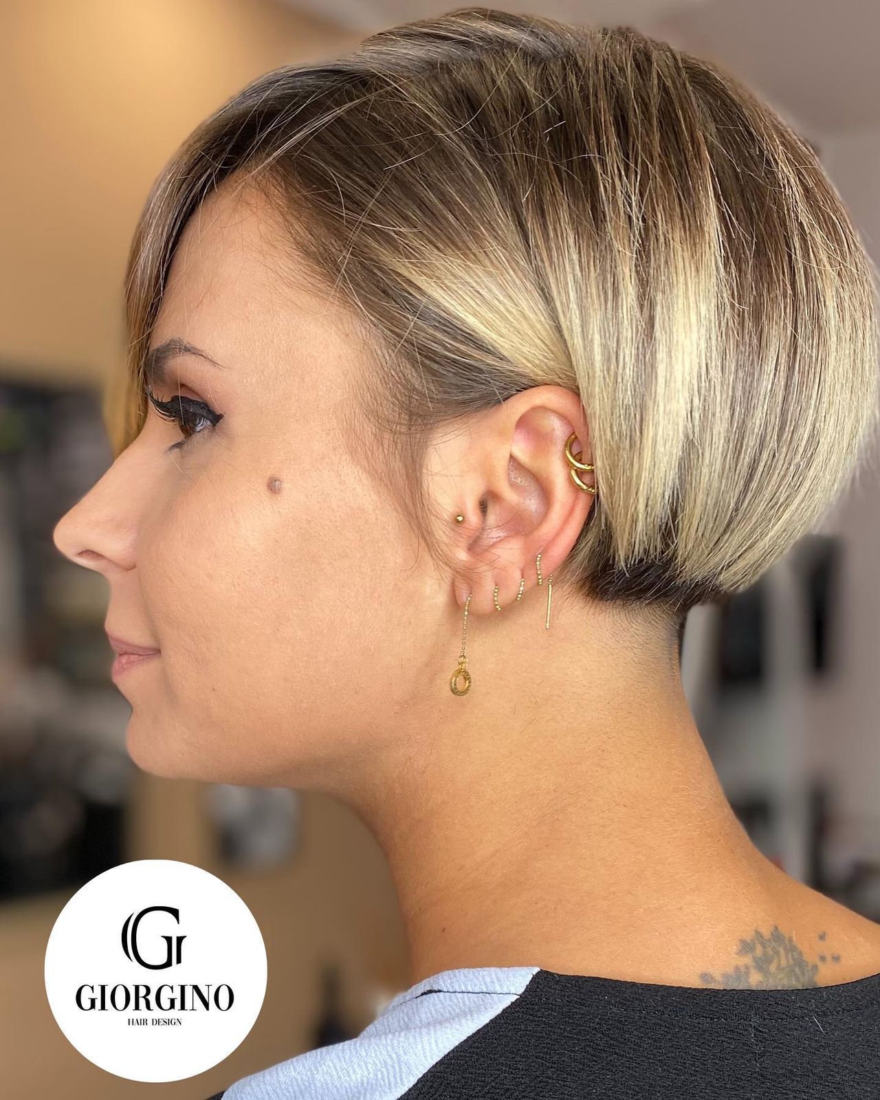 Ash Blonde Bowl Cut With Tucked Sides Ash Blonde Bowl Cut With Tucked Sides