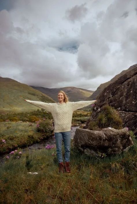 Oversized Cable-Knit Sweater for Cozy Outings — Ireland Outfits