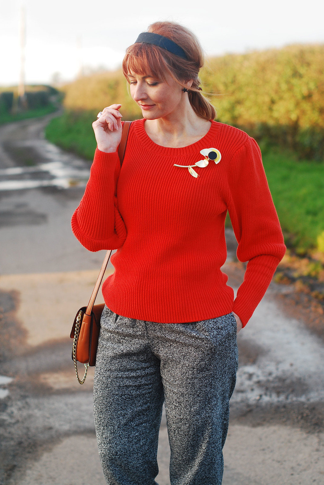 Ribbed Sweater with a Floral Brooch and Tweed Trousers Ribbed Sweater with a Floral Brooch and Tweed Trousers — Brooch Outfits