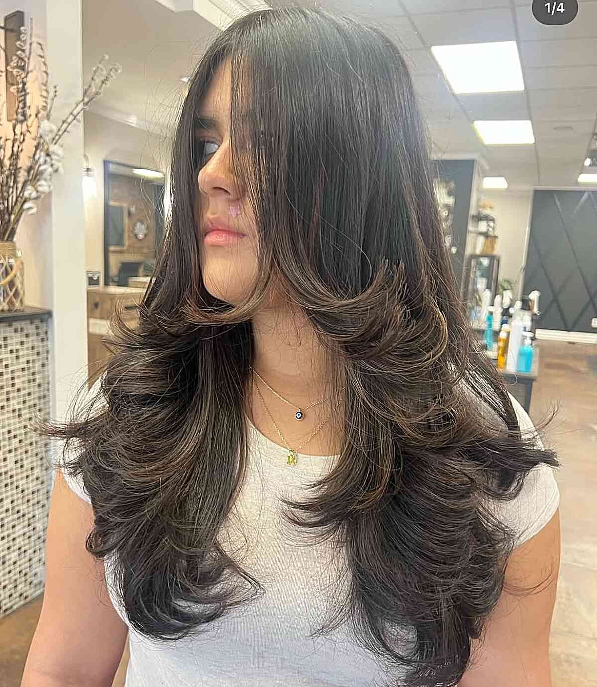 Mid-Back Visual Idea — Hairstyles for Oval Faces
