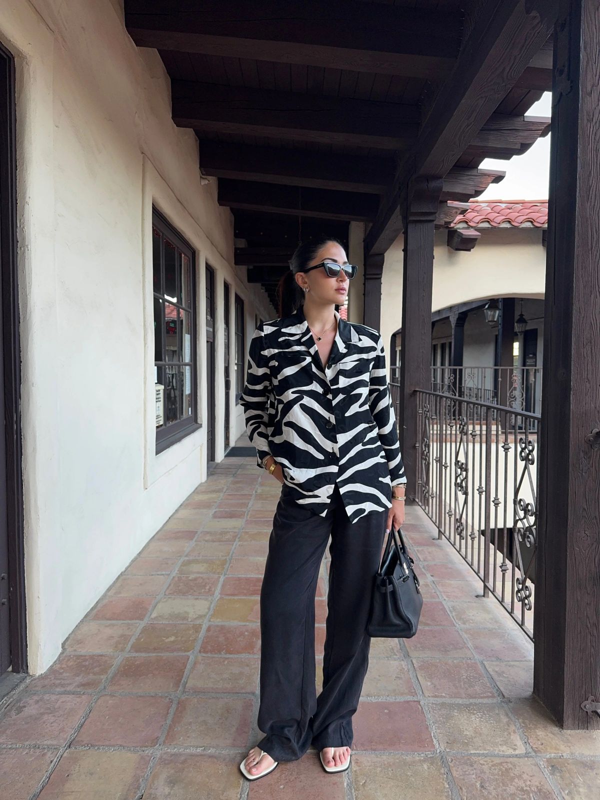 Bold Zebra Print Blouse with Wide-Leg Trousers for Daytime Bold Zebra Print Blouse with Wide-Leg Trousers for Daytime — Palm Springs Outfits