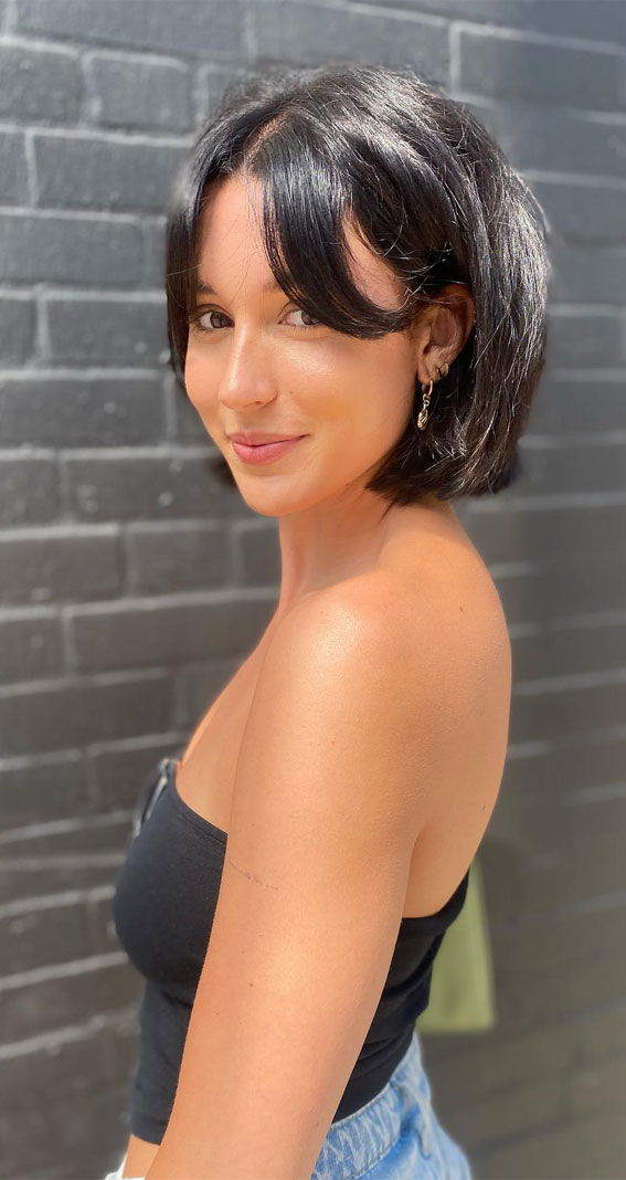 Short Bob with Wispy Bangs and Bandeau Top Short Bob with Wispy Bangs and Bandeau Top — French Bangs