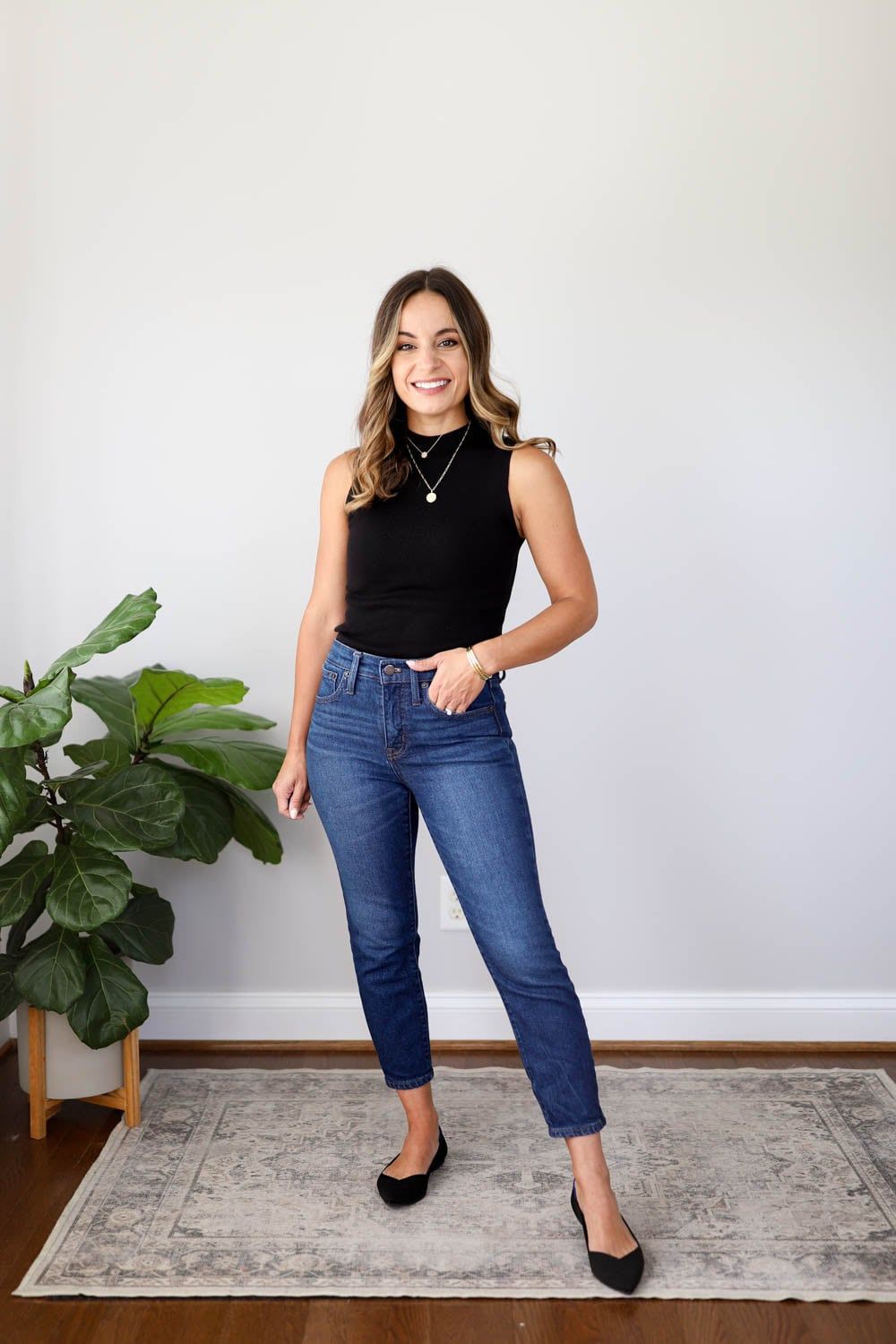 Mock-Neck Top with High-Waisted Straight-Leg Jeans — Outfits for Long Torso