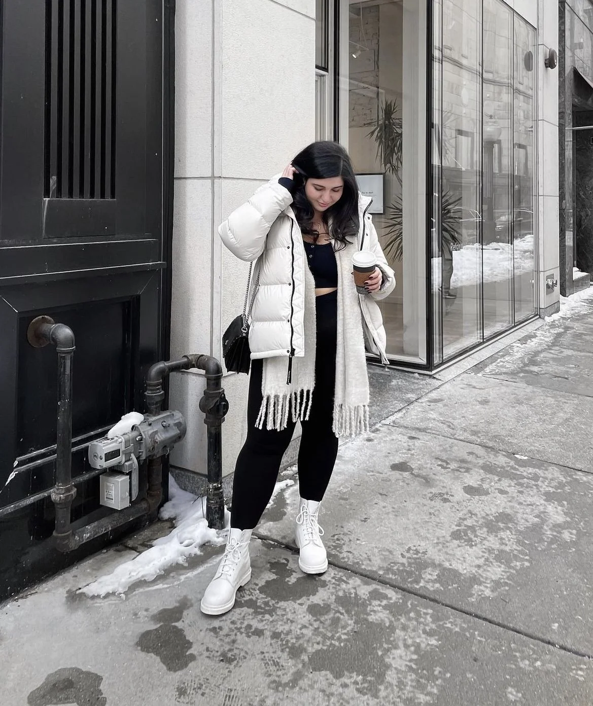 White Puffer Jacket for Casual Cold Weather — Aritzia Outfits