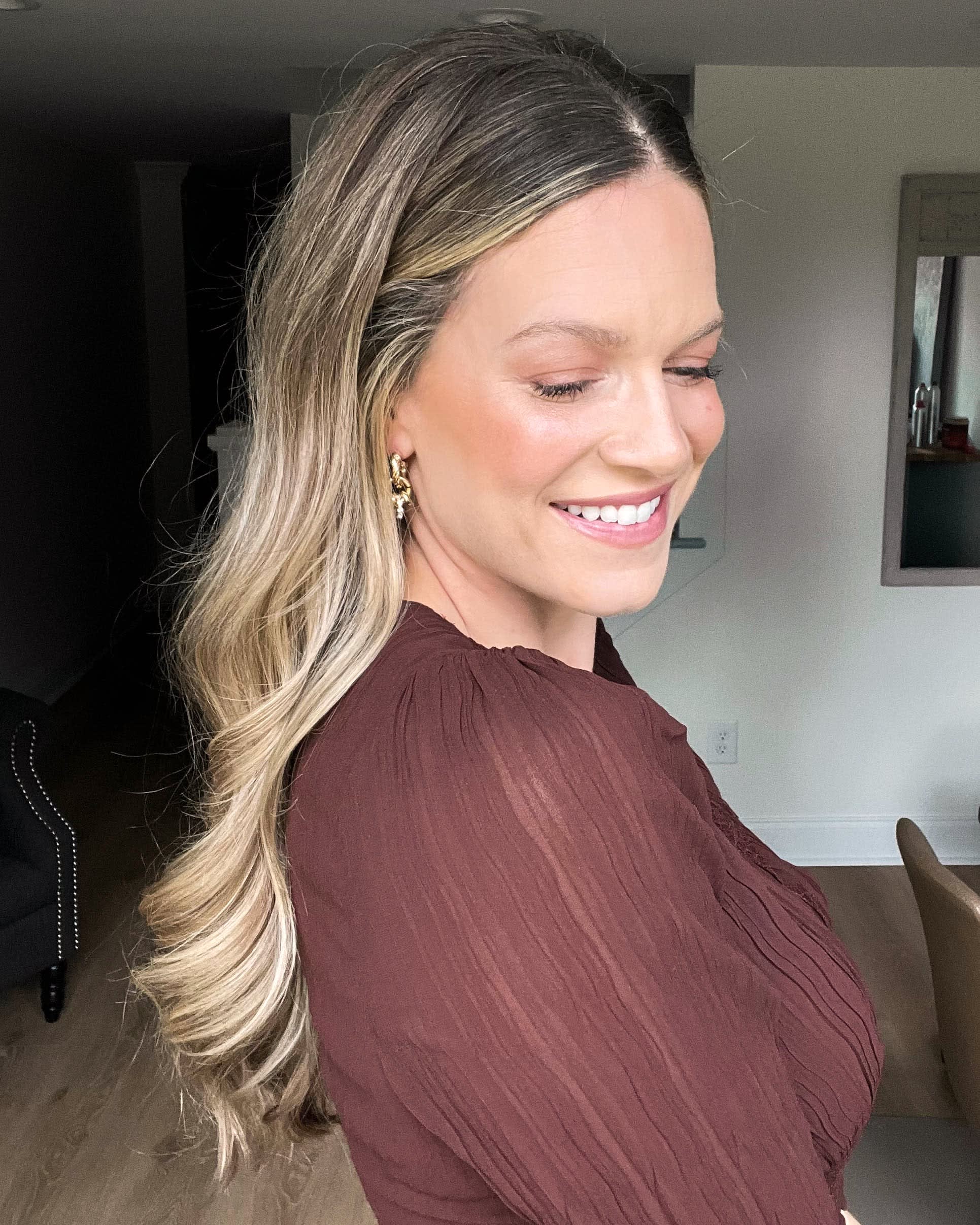 Blonde Collarbone Lob — Middle Part Hairstyles