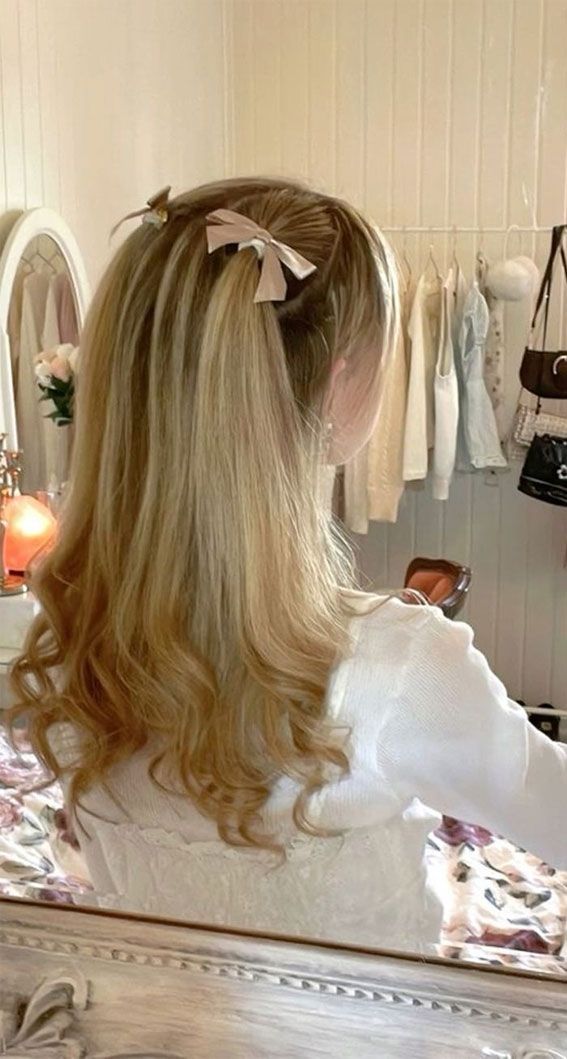 Blonde With Highlights Visual Idea Blonde With Highlights Visual Idea — Coquette Hairstyles
