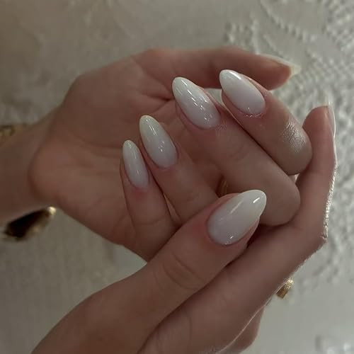 Minimalist Visual Idea Minimalist Visual Idea — Nails for Wide Nail Beds
