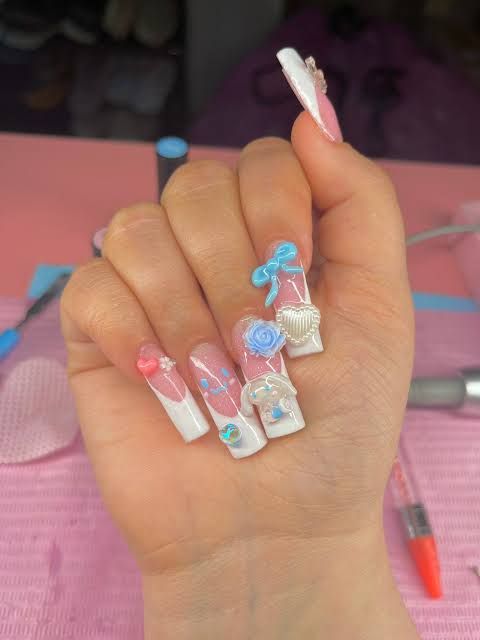 Hello Kitty Faces Stars And 3D Bows Visual Idea — Sanrio Nails
