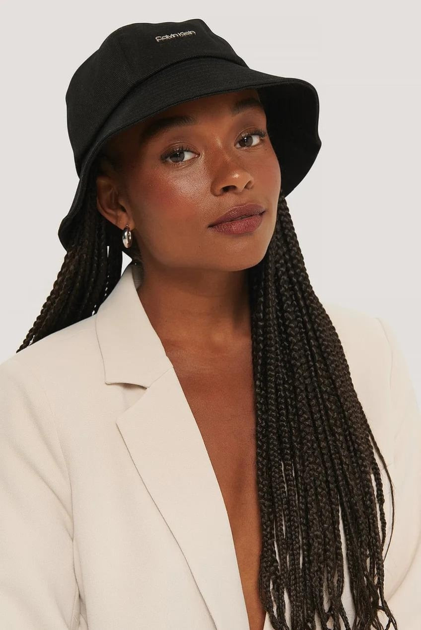 Long Layers Visual Idea Long Layers Visual Idea — Bucket Hat Hairstyles